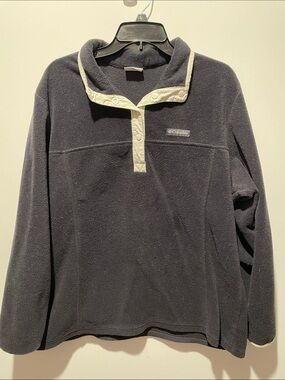 Columbia Dark Grey Fleece Pullover with Cream Snap Placket